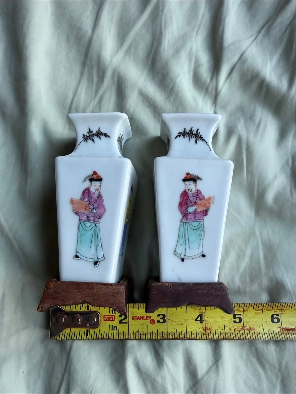 Pair of White Porcelain Vases with Hand-Painted Figures